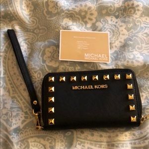 Michael Kors Wristlet